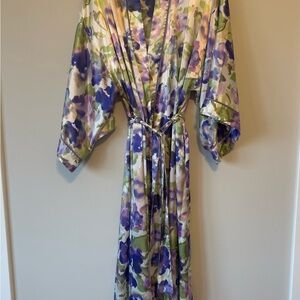 Natori Classics Multicolor Robe